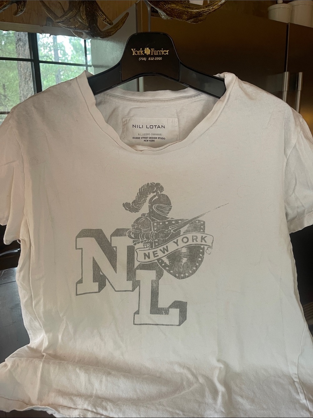 Oversized white nili t